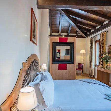 Residenza San Marco La Padrona Pensión 3*