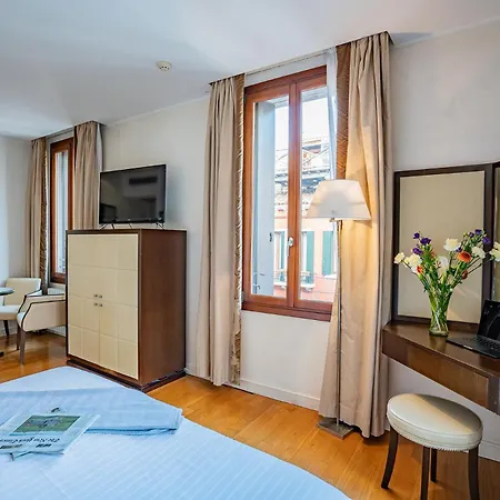 Residenza San Marco La Padrona 3*